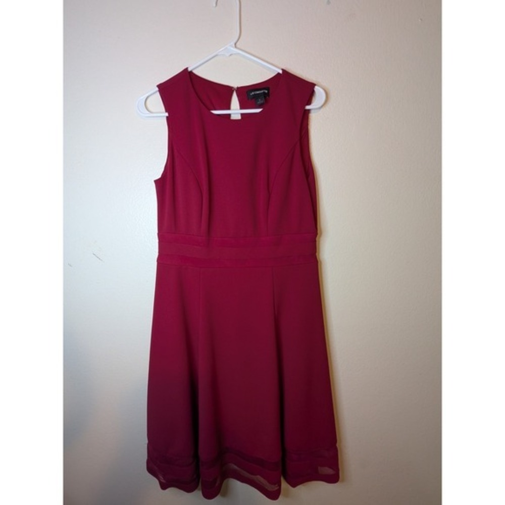 Liz Claiborne Women's Burgundy Sheath Dress Mesh Trim Size 6